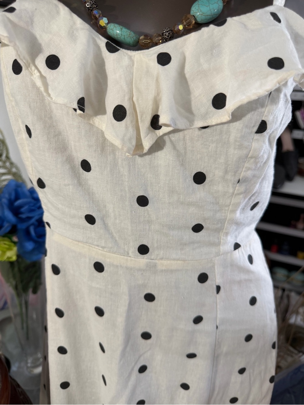 Old Navy size M White Polka Dot Ruffle Sundress - Classic Summer Style - Picture 4 of 11